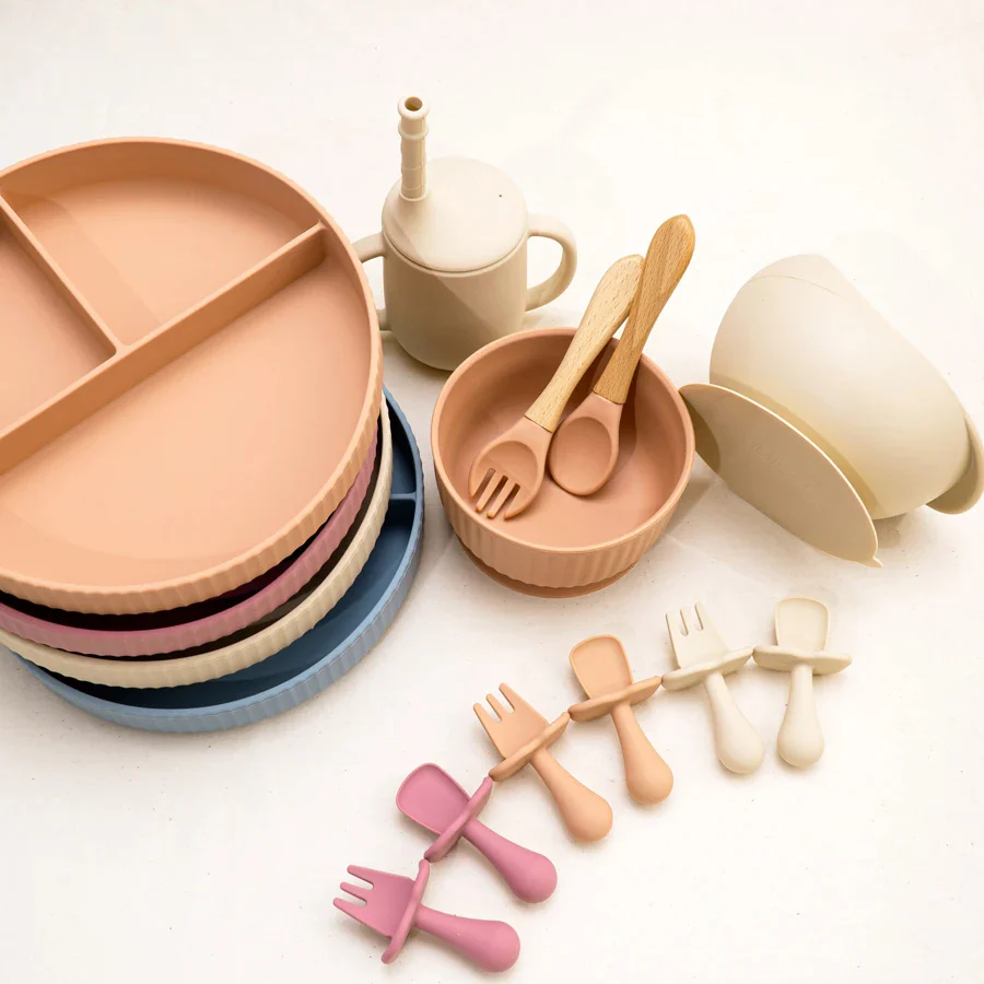 Eco-Friendly Pink Silicone Baby Feeding Plate Set - Image 22