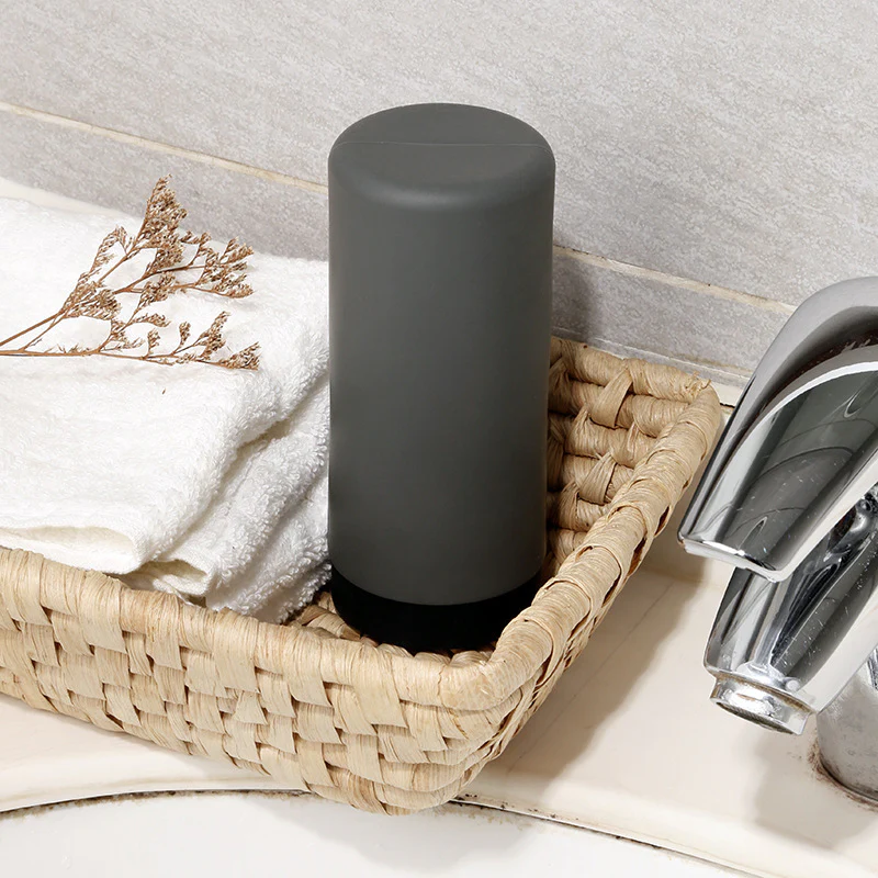 Eco-Friendly Refillable Liquid Soap Dispenser - Image 11