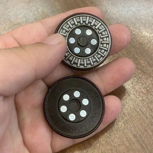 Biscuit Push Block Magnetic EDC Fingertip Rotator Fidget Metal Coin Toy Adult Anti Anxiety And Stress Relief Alloy Coin Stress - Image 4