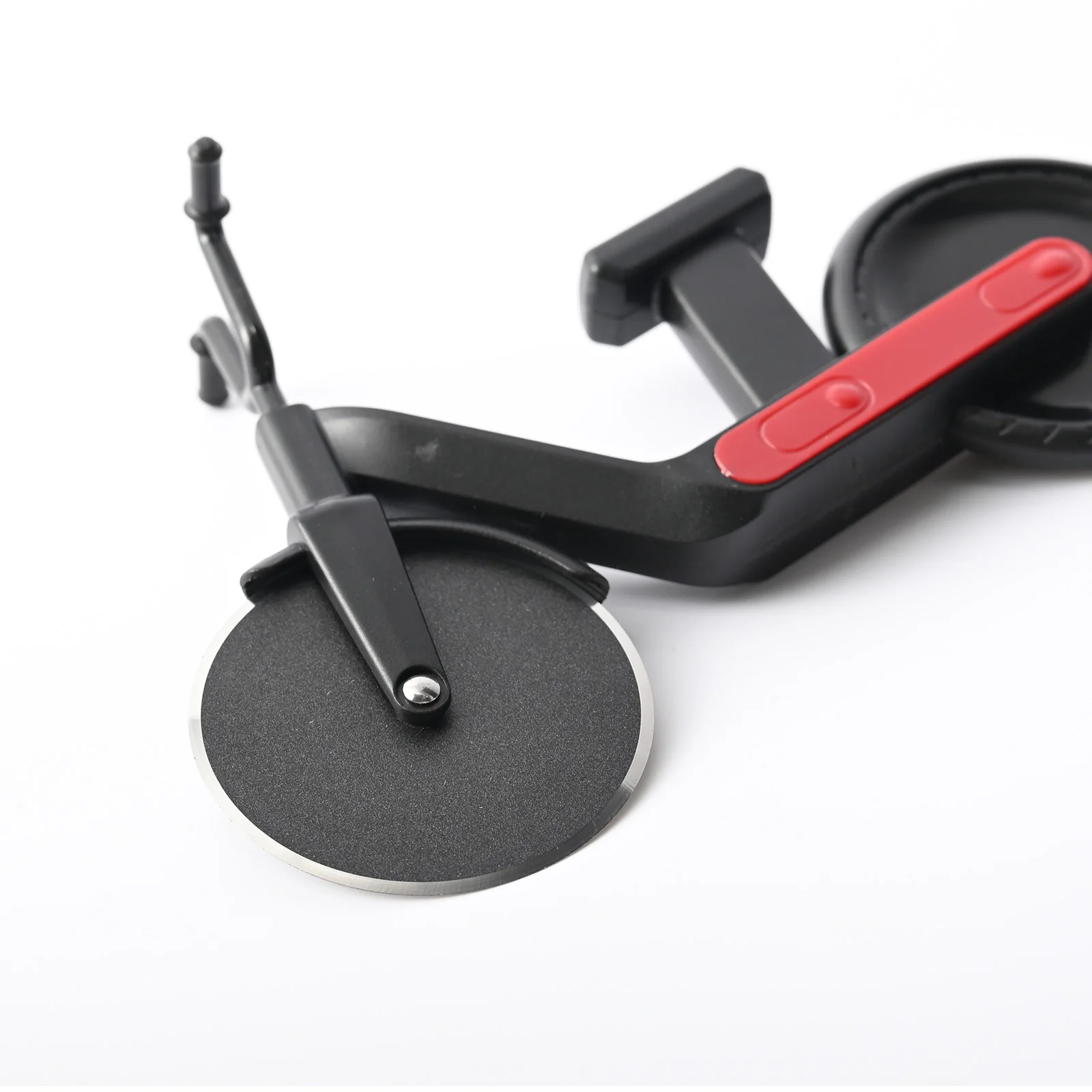 Motorbike Design Pizza Cutter - Eco-Friendly Kitchen Tool - Image 10