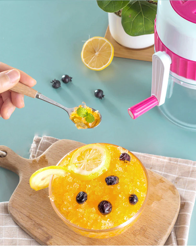 Eco-Friendly Hand Crank Ice Breaker Blender - Image 8