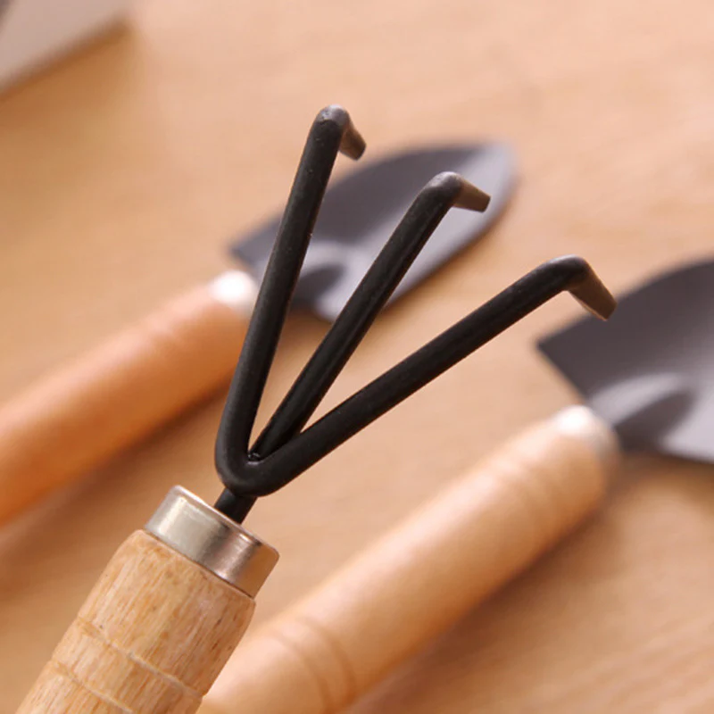 Eco-Friendly Loose Soil Shovel for Home Gardening - Image 9