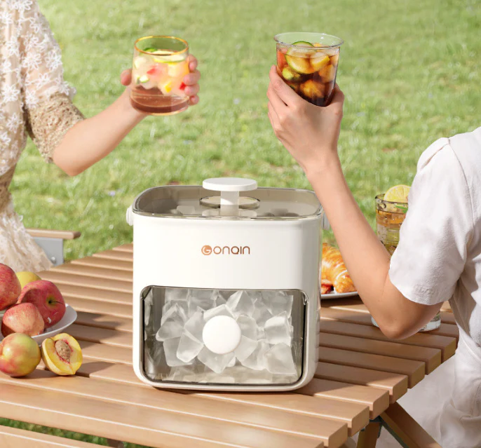 Eco-Friendly Countertop Ice Cube Maker - Image 9