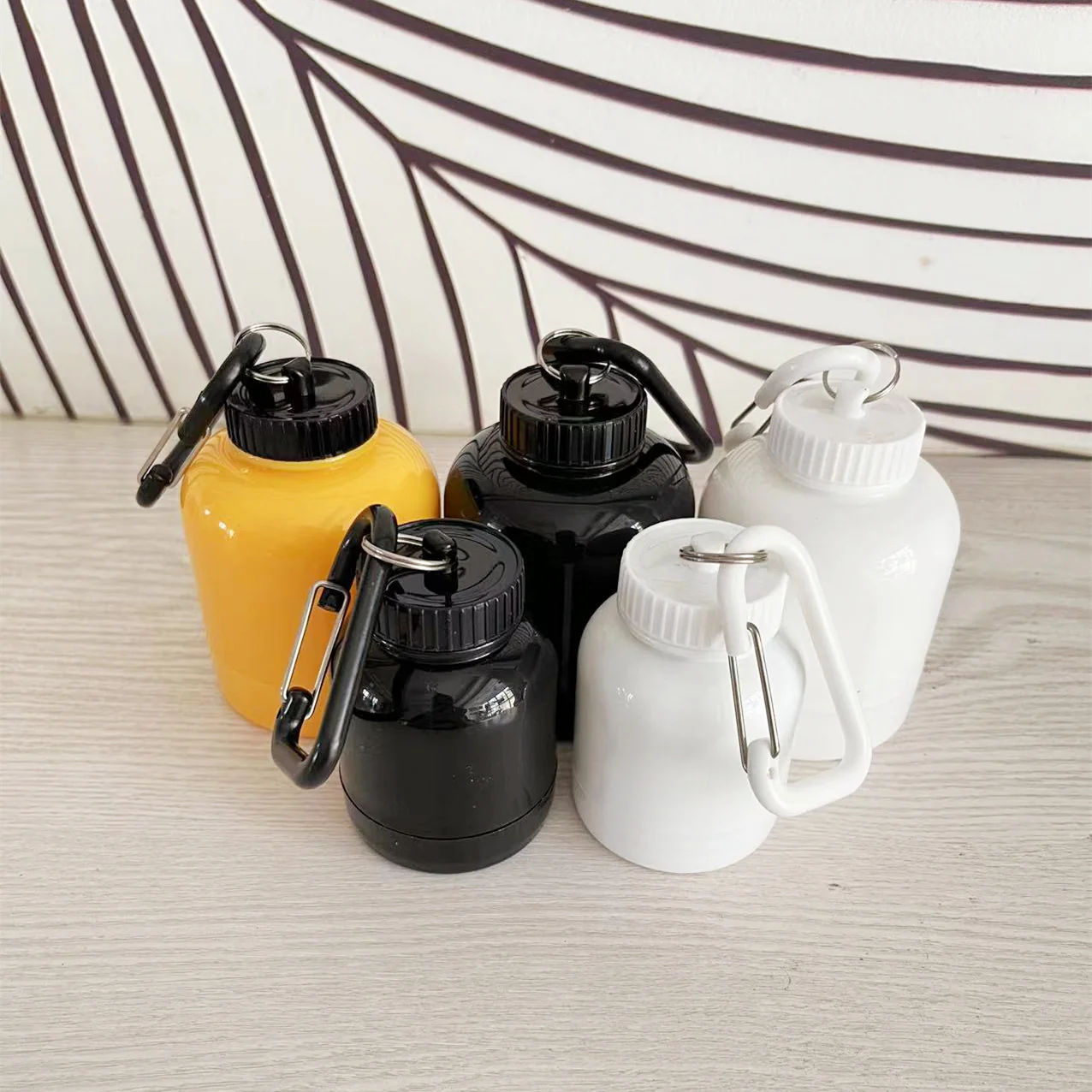 Eco-Friendly Keychain Funnel for Protein Powder - Image 16