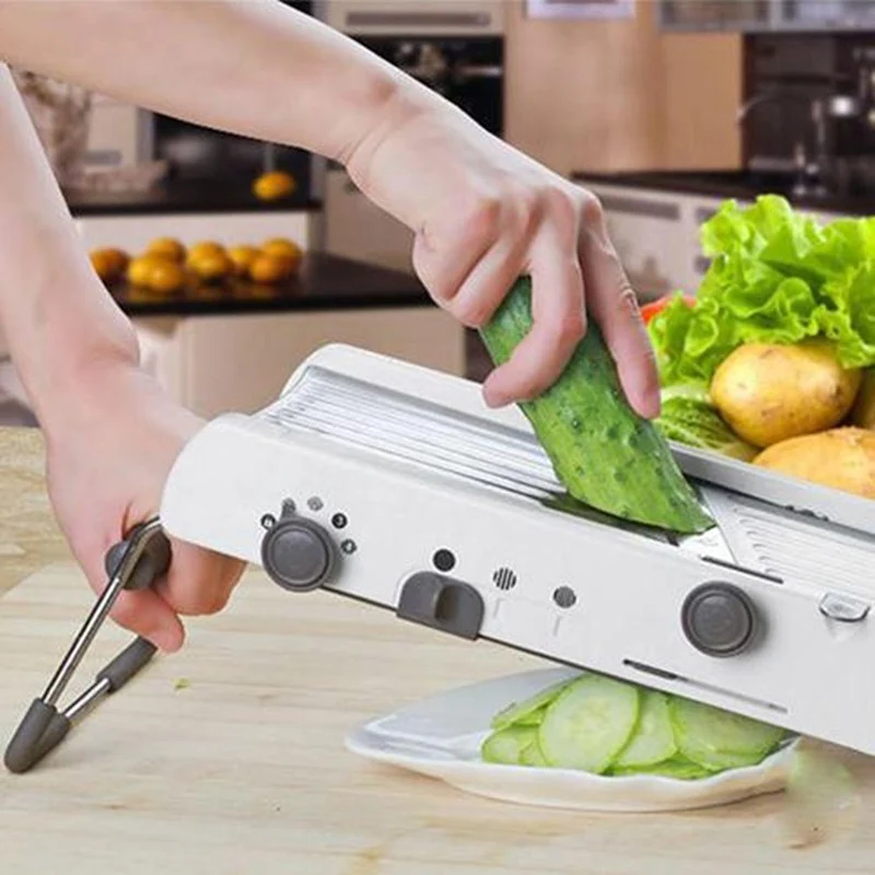 Versatile Mandoline Slicer for Precise Vegetable Cuts - Image 10