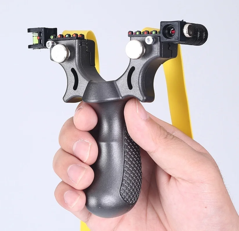 New Outdoor Hunting Shooting Slingshot Laser Aiming Slingshot - Image 4