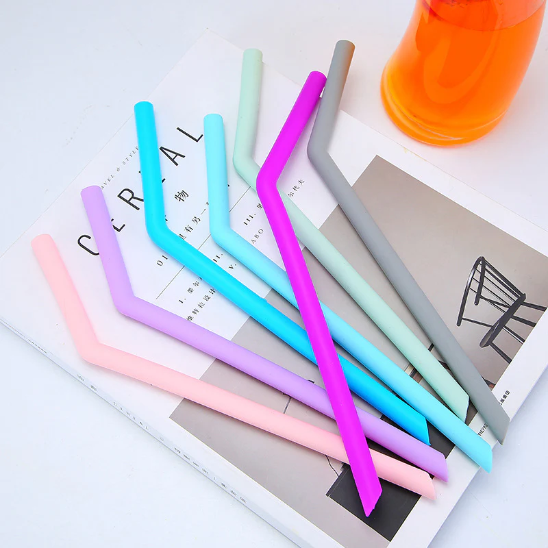 Eco-Friendly Silicone Folding Baby Bottles with Straw - Image 12