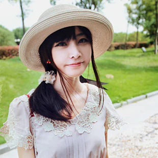 Chic Bowknot Straw Sun Hat for Women - Image 9