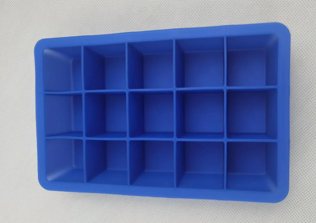 Eco-Friendly Silicone Ice Cube Tray - Durable & Reusable - Image 16
