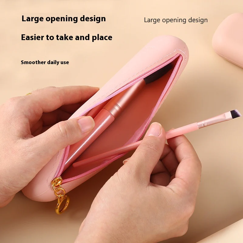 Eco-Friendly Silicone Makeup Brush Travel Bag - Image 15