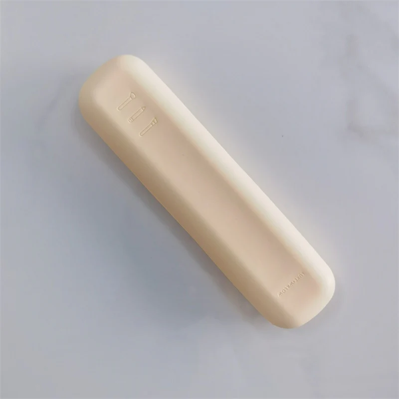 Eco-Friendly Silicone Makeup Brush Travel Bag - Image 17