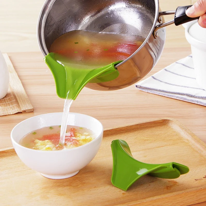 Green Silicone Clip-On Pot Spout for Spill-Free Pouring - Image 9