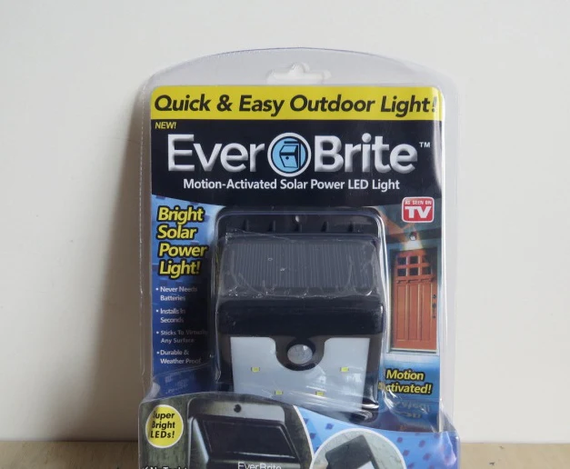 Solar-Powered LED Wall Light - Eco-Friendly Outdoor Lighting - Image 7